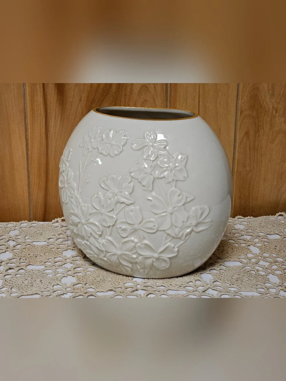 Lenox Four Seasons Vase Collection SPRING Dove Dogwood Off White 8